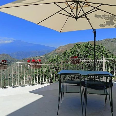 Stanza Mylai Etna View Lägenhet Castelmola Exteriör bild